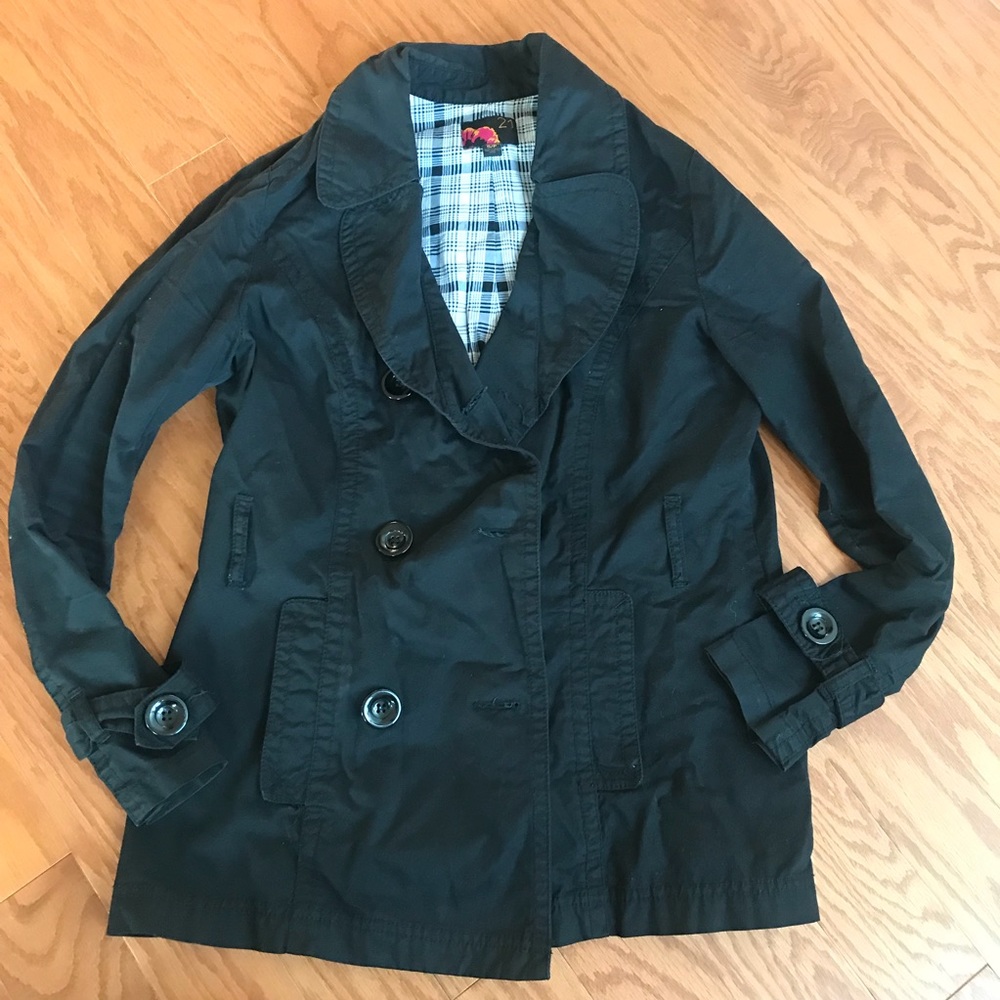 F21 black trench type jacket